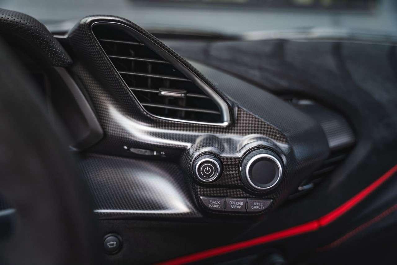 2020 Ferrari 488 Coupe Photo