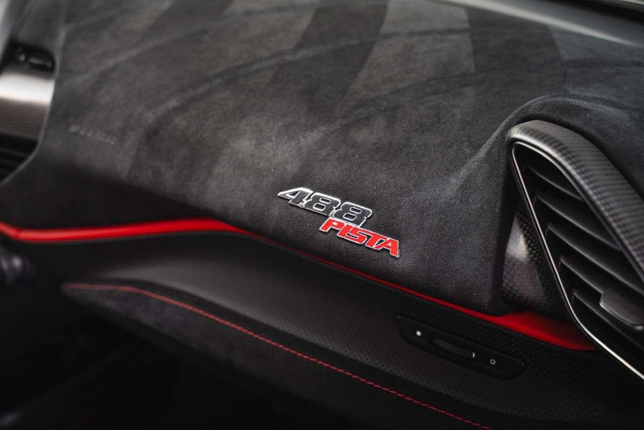 2020 Ferrari 488 Coupe Photo