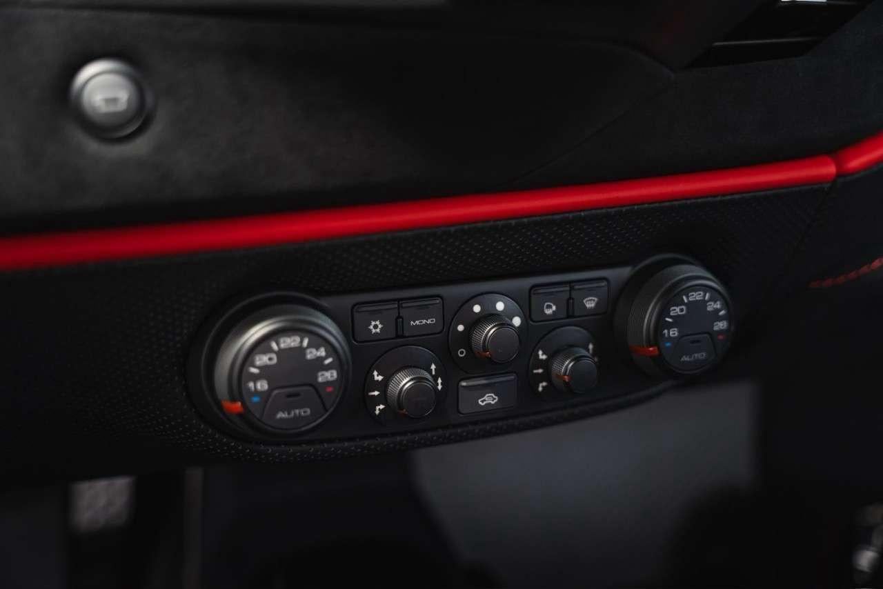 2020 Ferrari 488 Coupe Photo