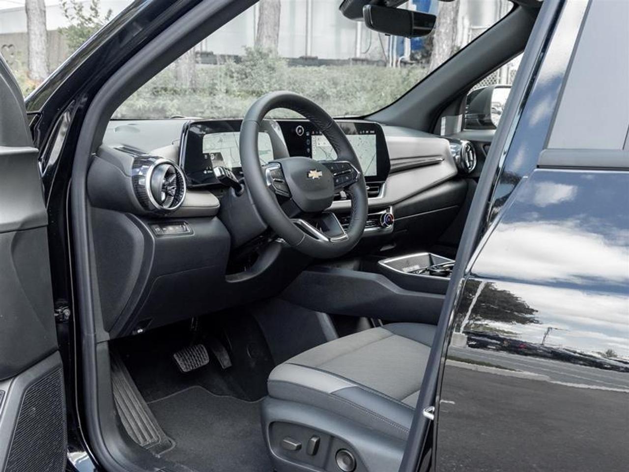 2027 Chevrolet Equinox LT 4dr All-Wheel Drive Photo