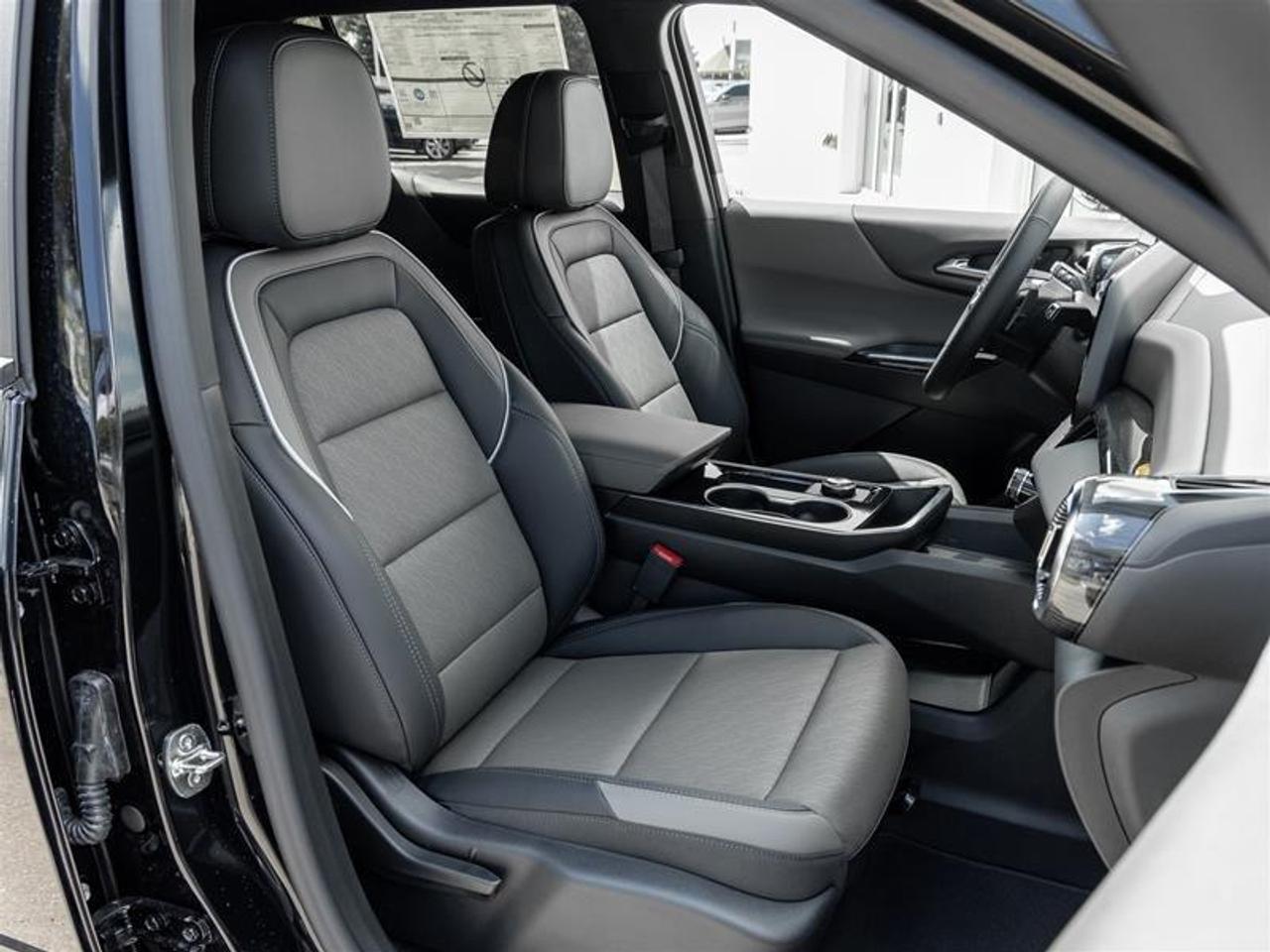 2027 Chevrolet Equinox LT 4dr All-Wheel Drive Photo