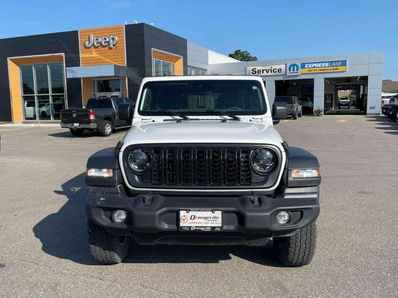2024 Jeep Wrangler CLEAN CARFAX   HTD SEATS   RMT START Photo