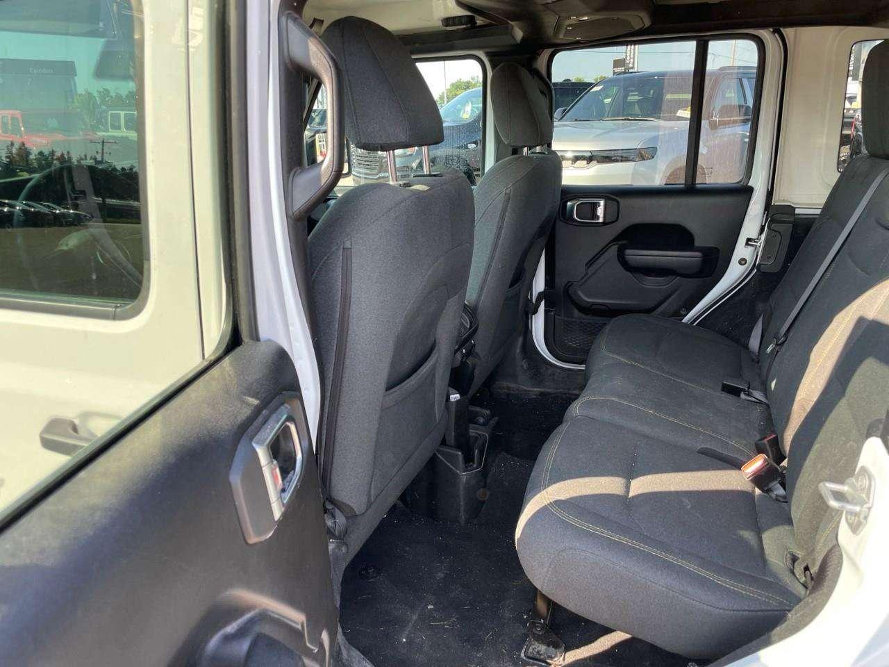 2024 Jeep Wrangler CLEAN CARFAX   HTD SEATS   RMT START Photo