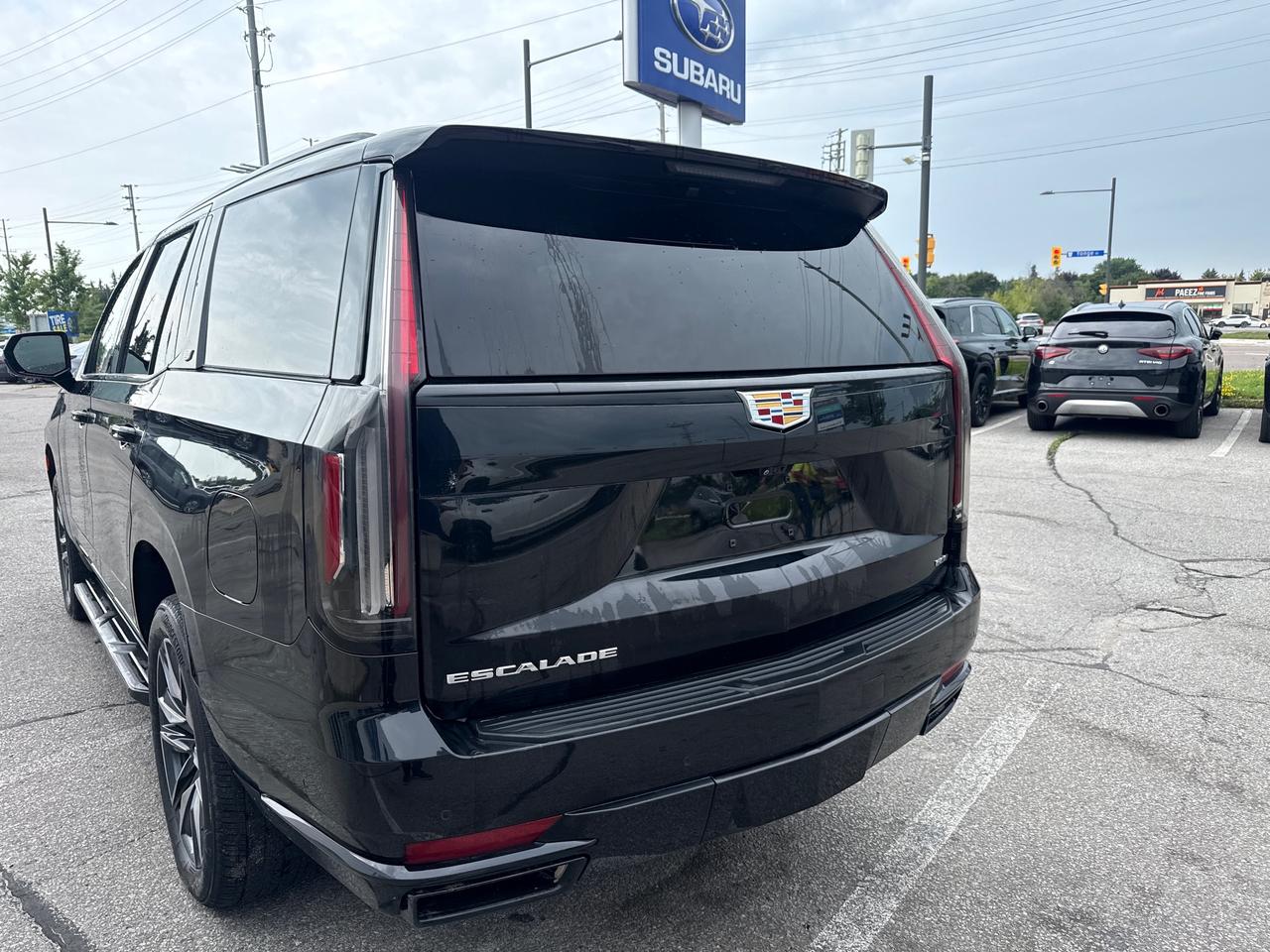 2023 Cadillac Escalade Sport 4x4 Photo