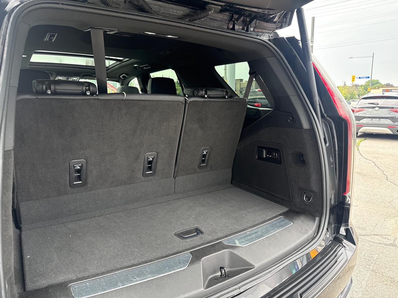 2023 Cadillac Escalade Sport 4x4 Photo