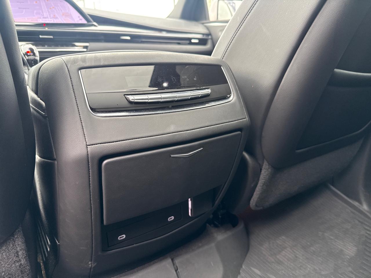 2023 Cadillac Escalade Sport 4x4 Photo