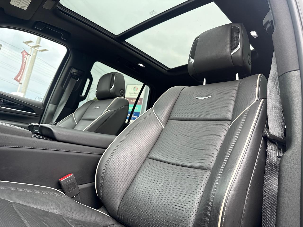 2023 Cadillac Escalade Sport 4x4 Photo