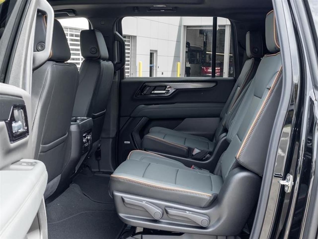 2026 GMC Yukon XL AT4 4dr 4x4 Photo