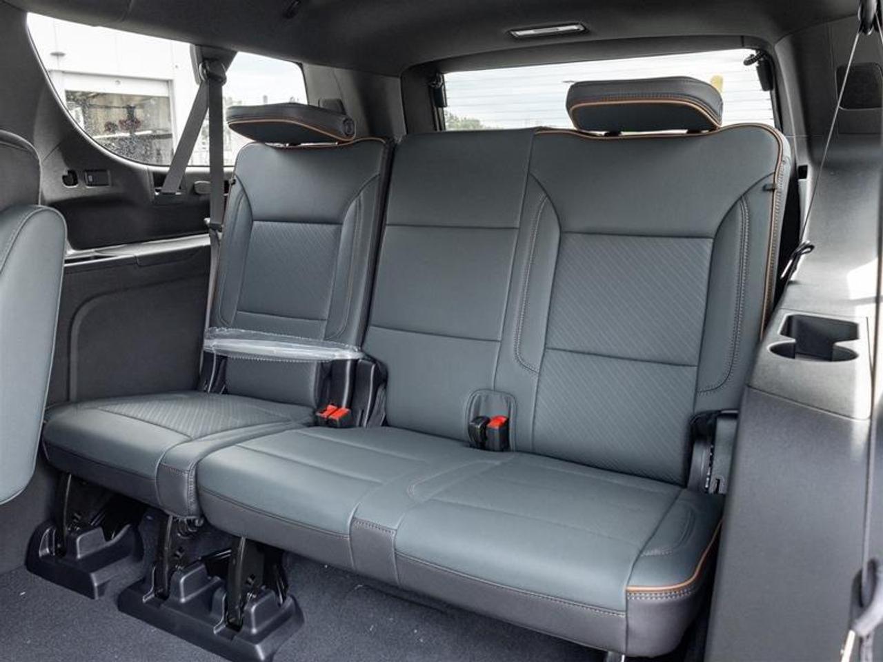 2026 GMC Yukon XL AT4 4dr 4x4 Photo
