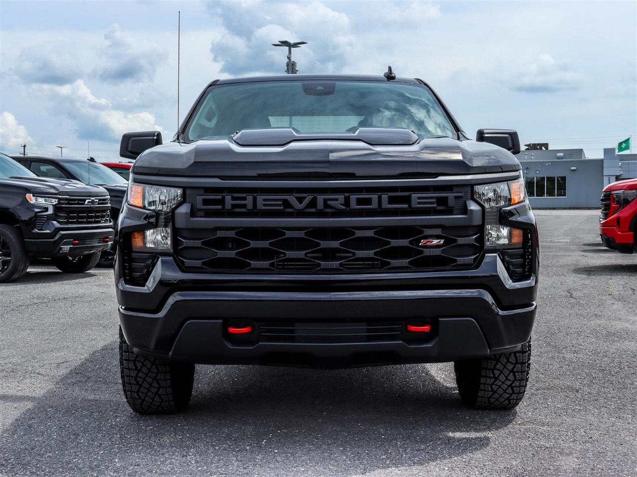 2026 Chevrolet Silverado 1500 Crew Cab Standard Box 4-Wheel Drive Custom Trail Boss Photo5