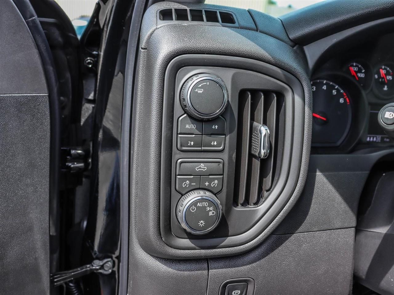 2026 Chevrolet Silverado 1500 Crew Cab Standard Box 4-Wheel Drive Custom Trail Boss Photo