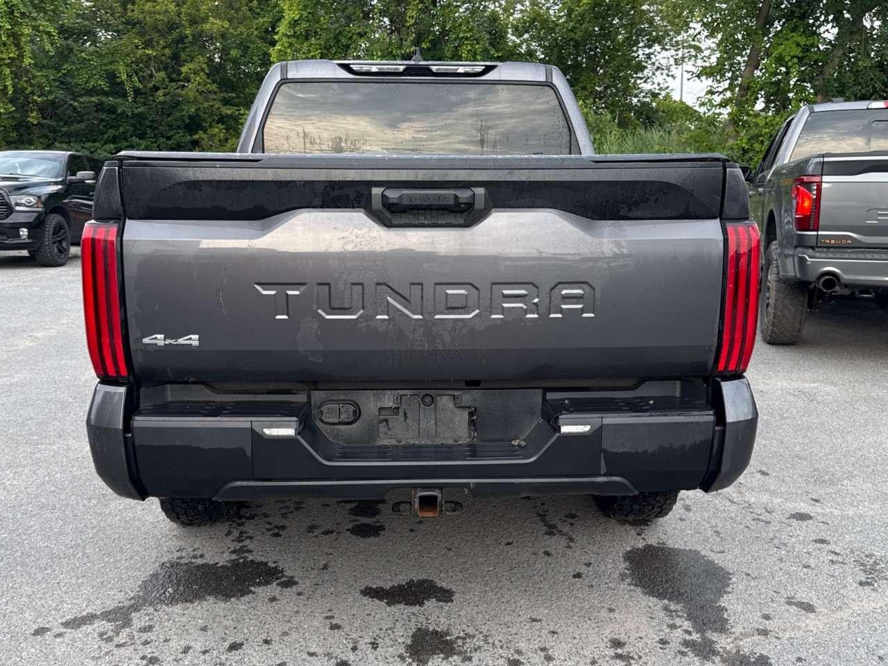 2022 Toyota Tundra SR   4WD   LOCAL   DEALER MAINTAINED Photo