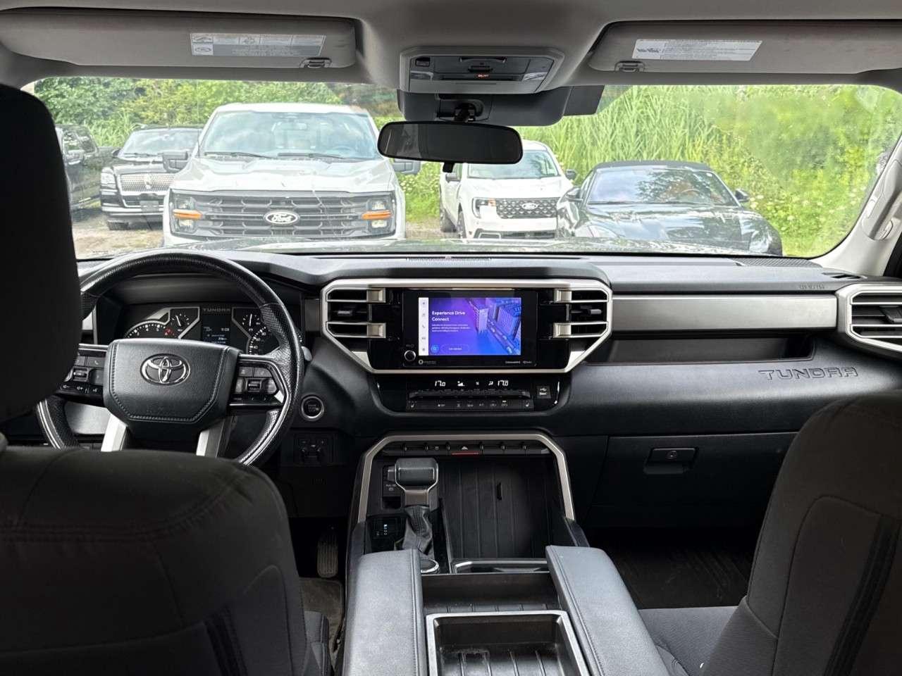 2022 Toyota Tundra SR   4WD   LOCAL   DEALER MAINTAINED Photo