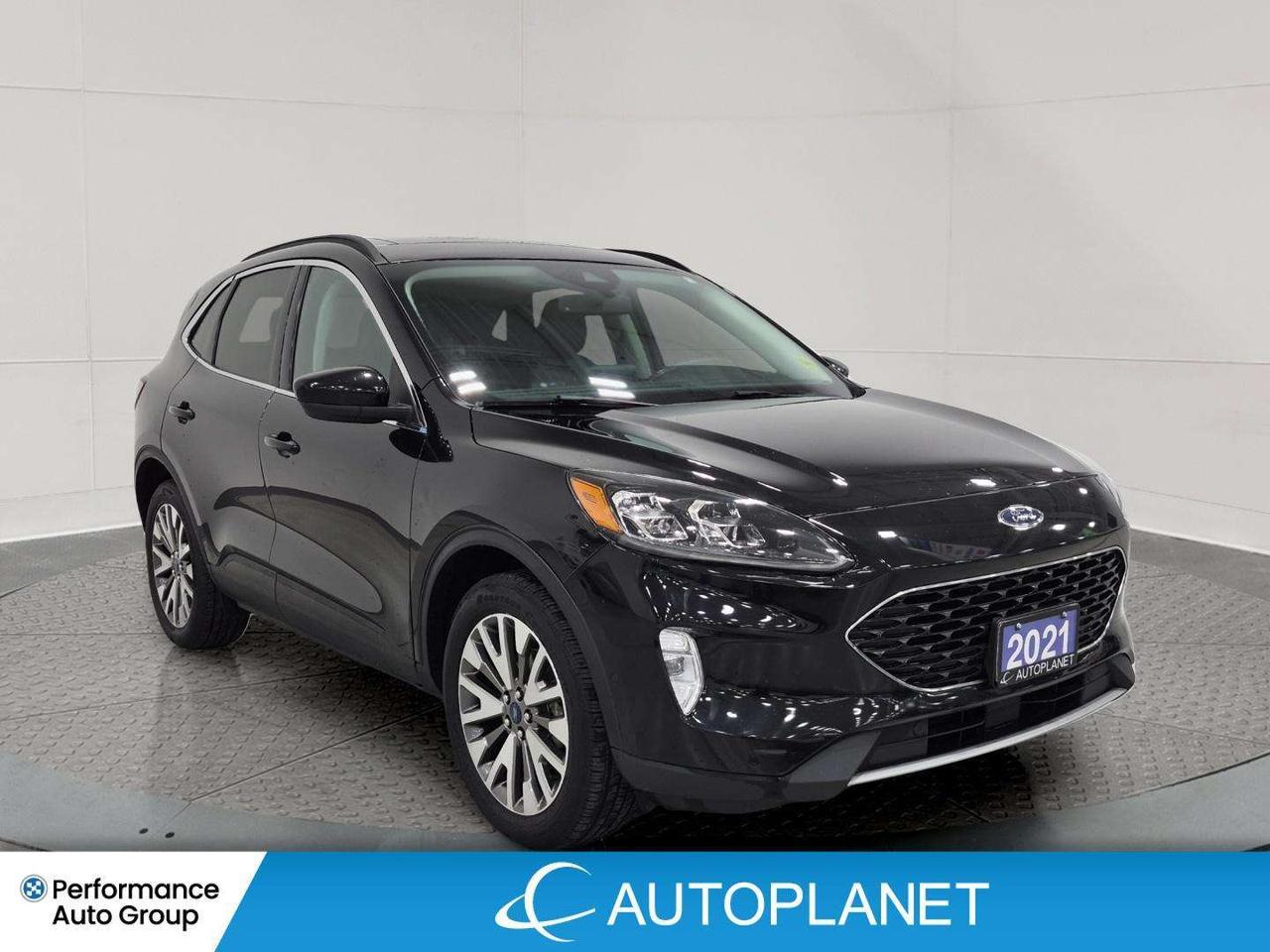 2021 Ford Escape Titanium AWD, Ford Co-Pilot, Pano Roof, Navi! Photo