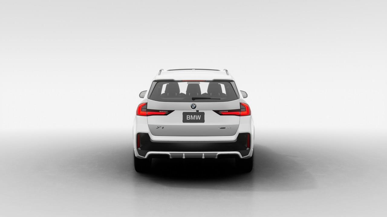 2027 BMW X1  Photo4