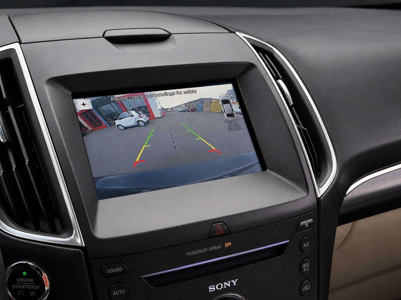2016 Ford Edge Titanium Photo