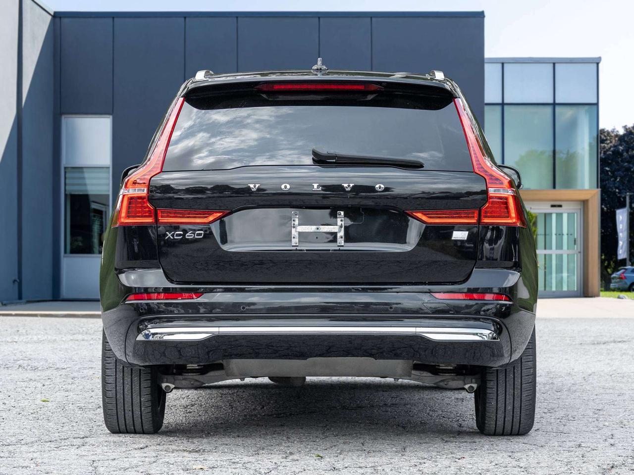 2022 Volvo XC60 Inscription Expression Photo