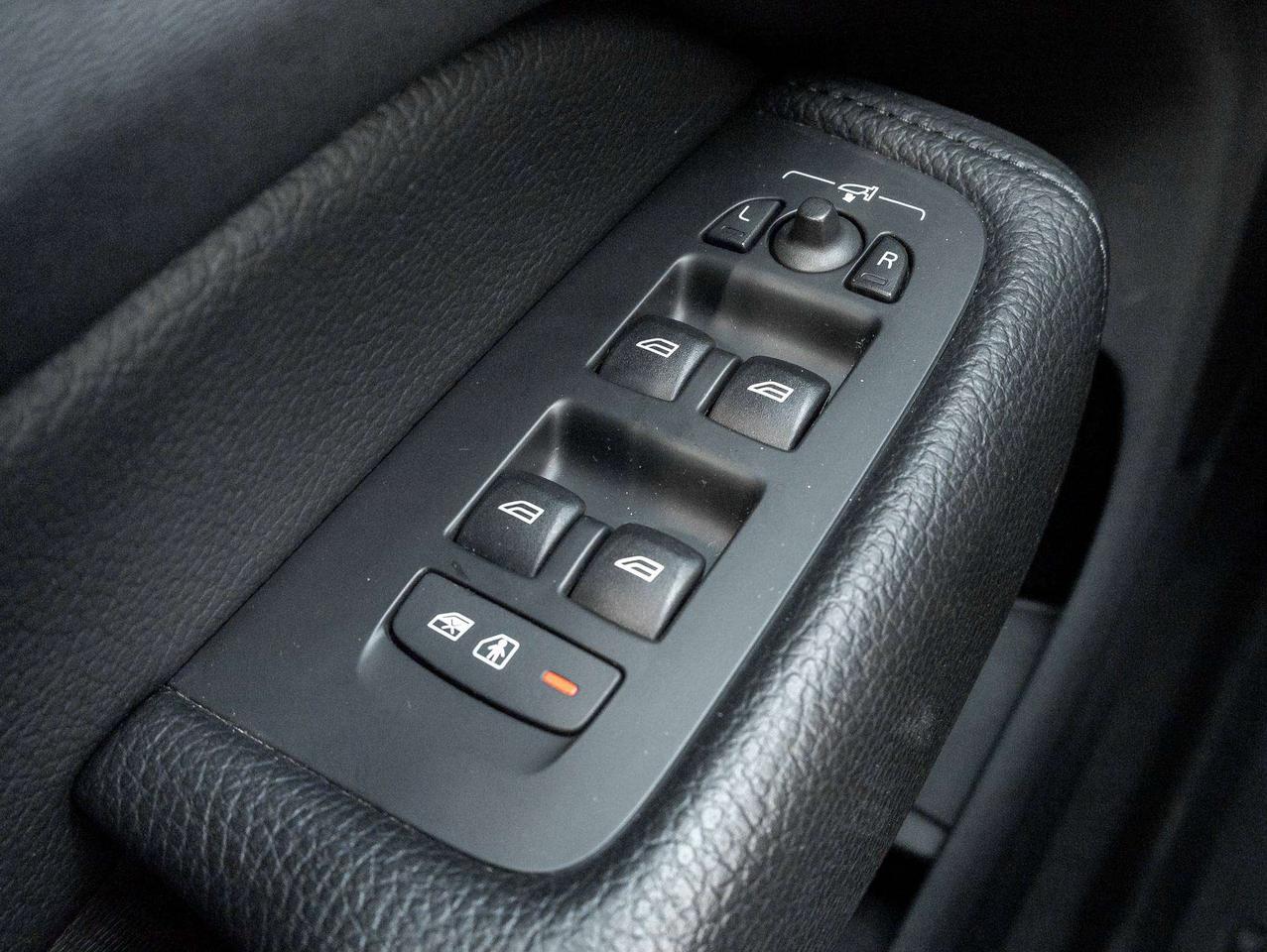 2022 Volvo XC60 Inscription Expression Photo