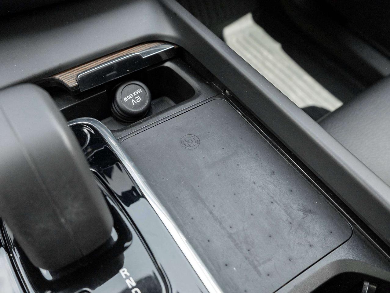 2022 Volvo XC60 Inscription Expression Photo