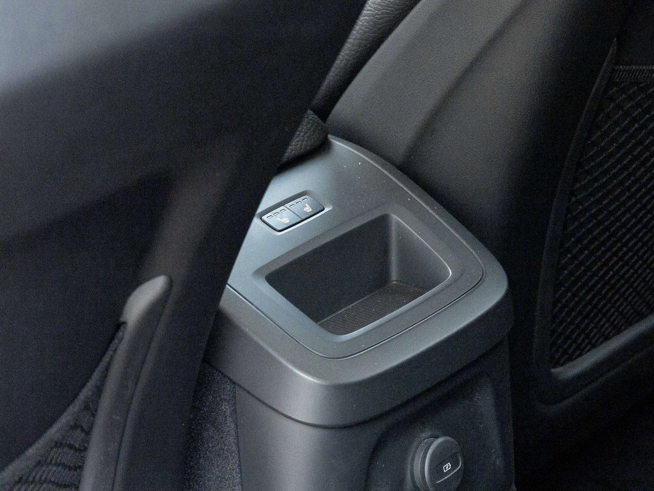 2022 Volvo XC60 Inscription Expression Photo