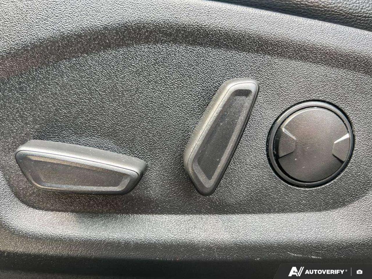 2023 Ford Edge Titanium   300A   FORDPASS APP   B&O AUDIO Photo