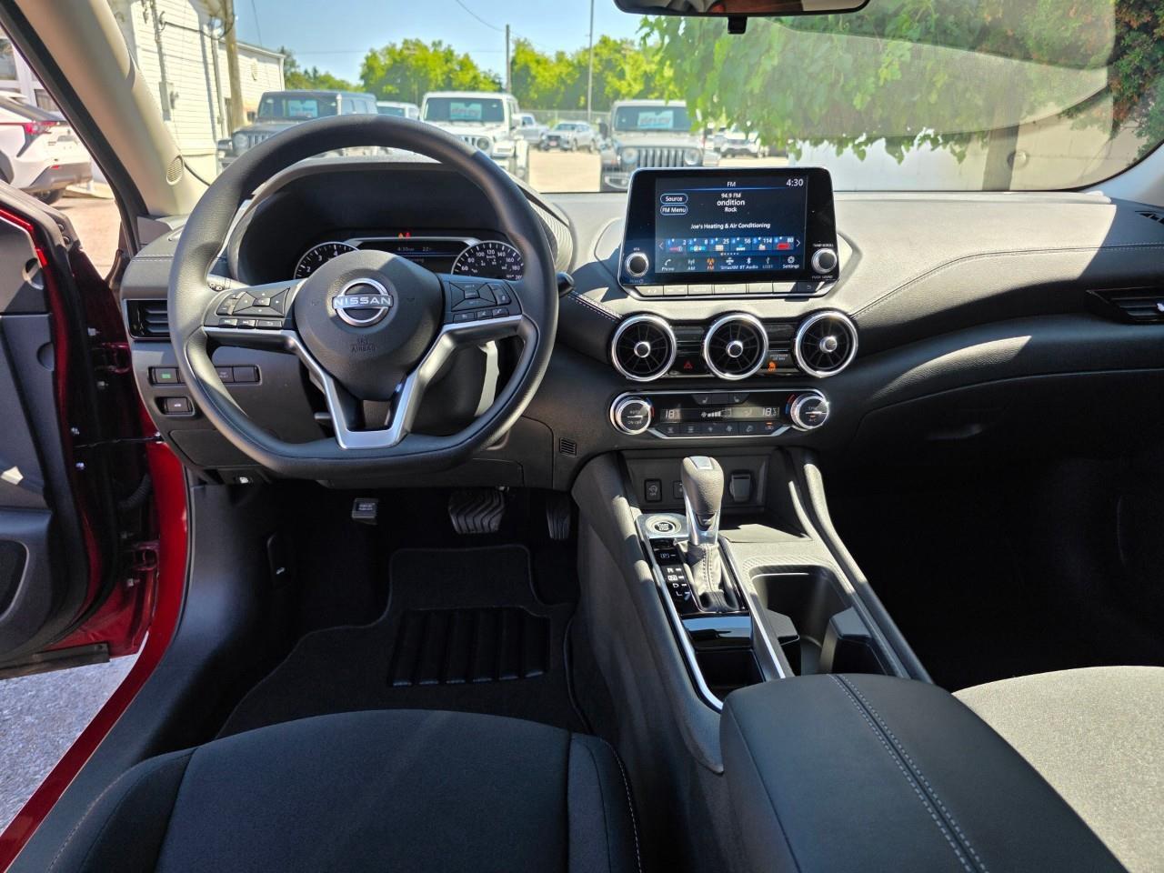 2025 Nissan Sentra SV 4DR SEDAN Photo