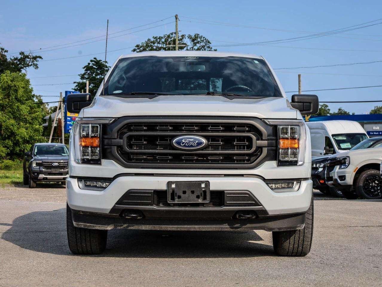 2022 Ford F-150 XLT ONE OWNER, 3.5L ECO! Photo5