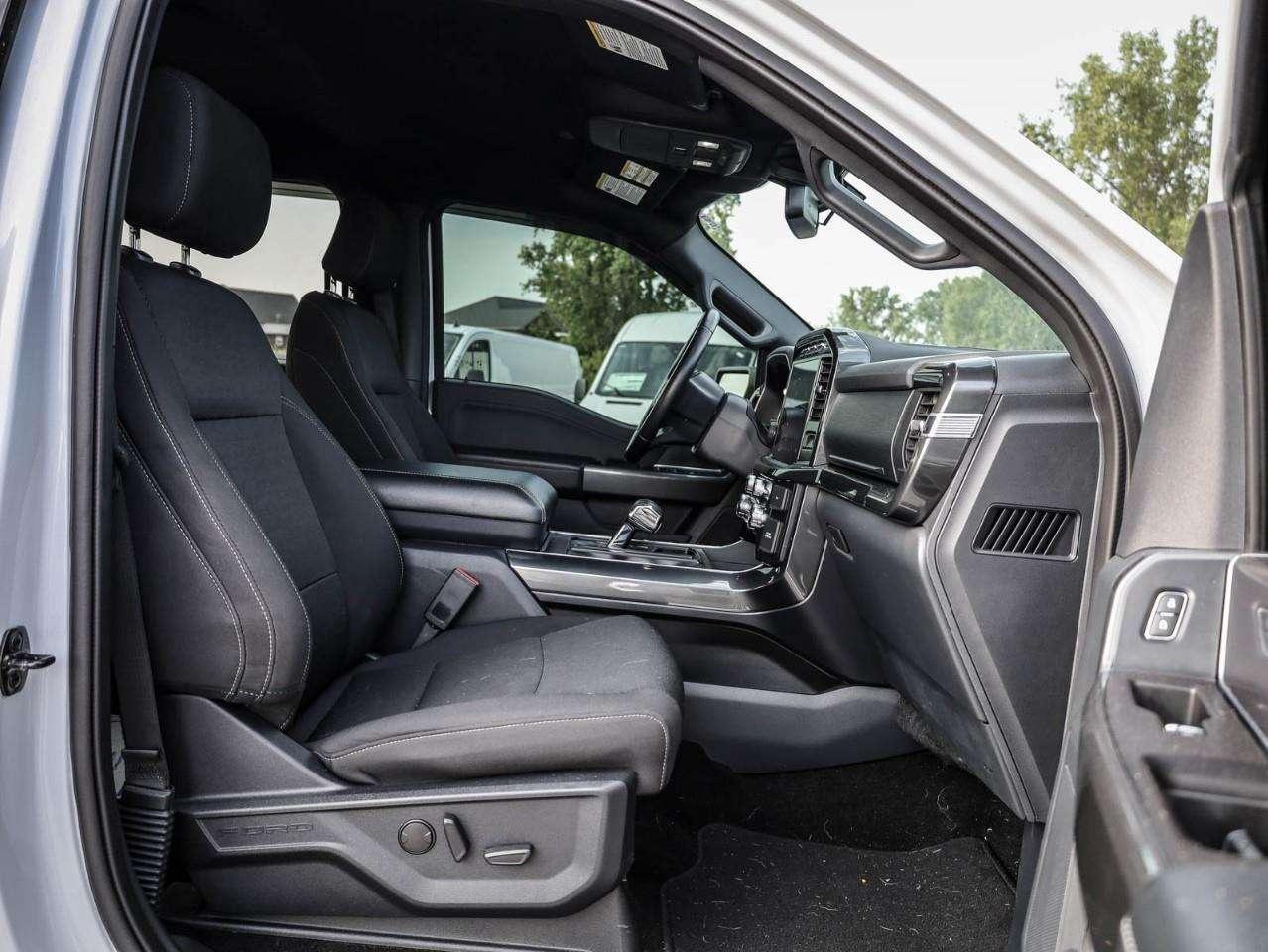 2022 Ford F-150 XLT ONE OWNER, 3.5L ECO! Photo