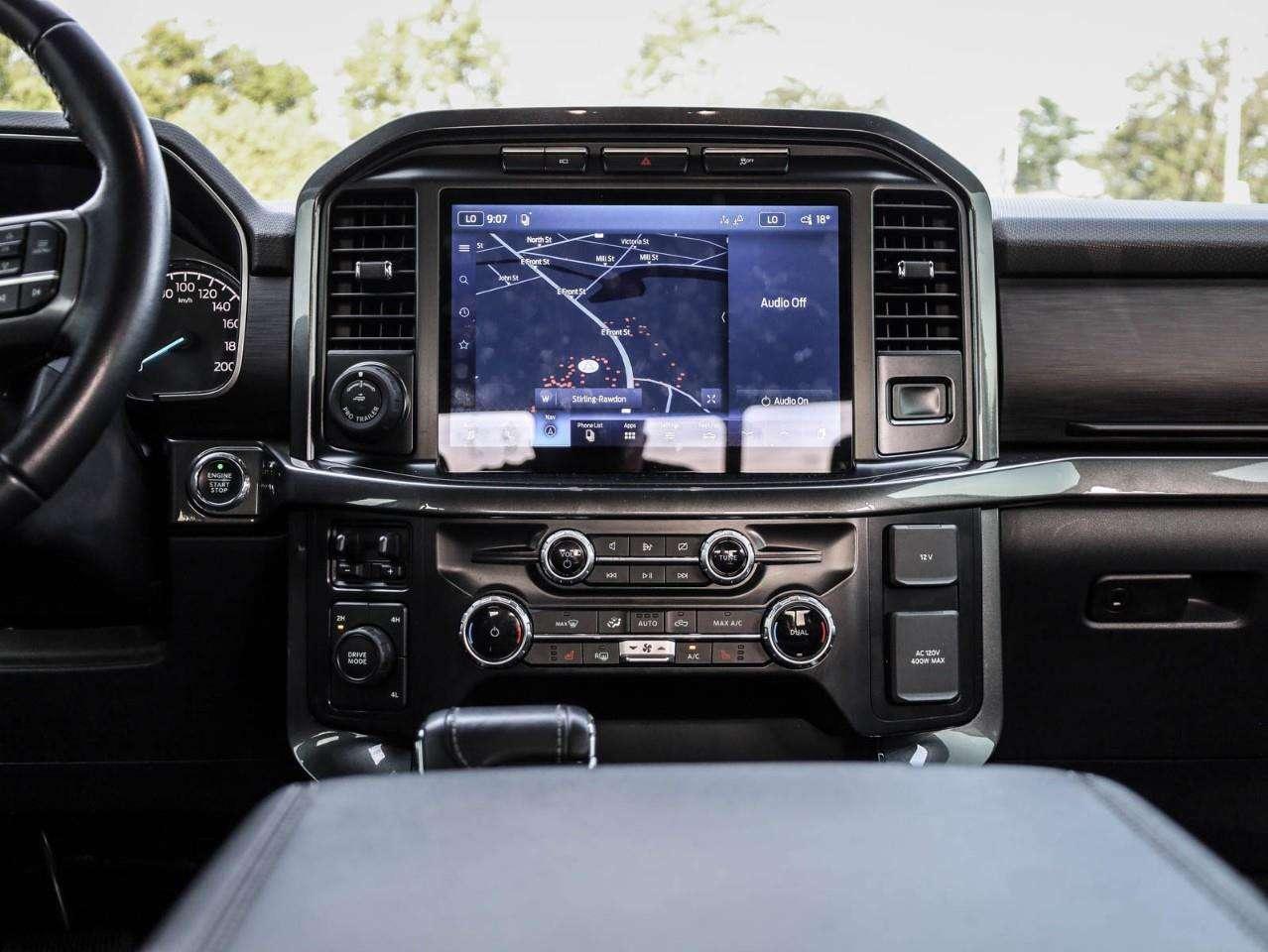 2022 Ford F-150 XLT ONE OWNER, 3.5L ECO! Photo
