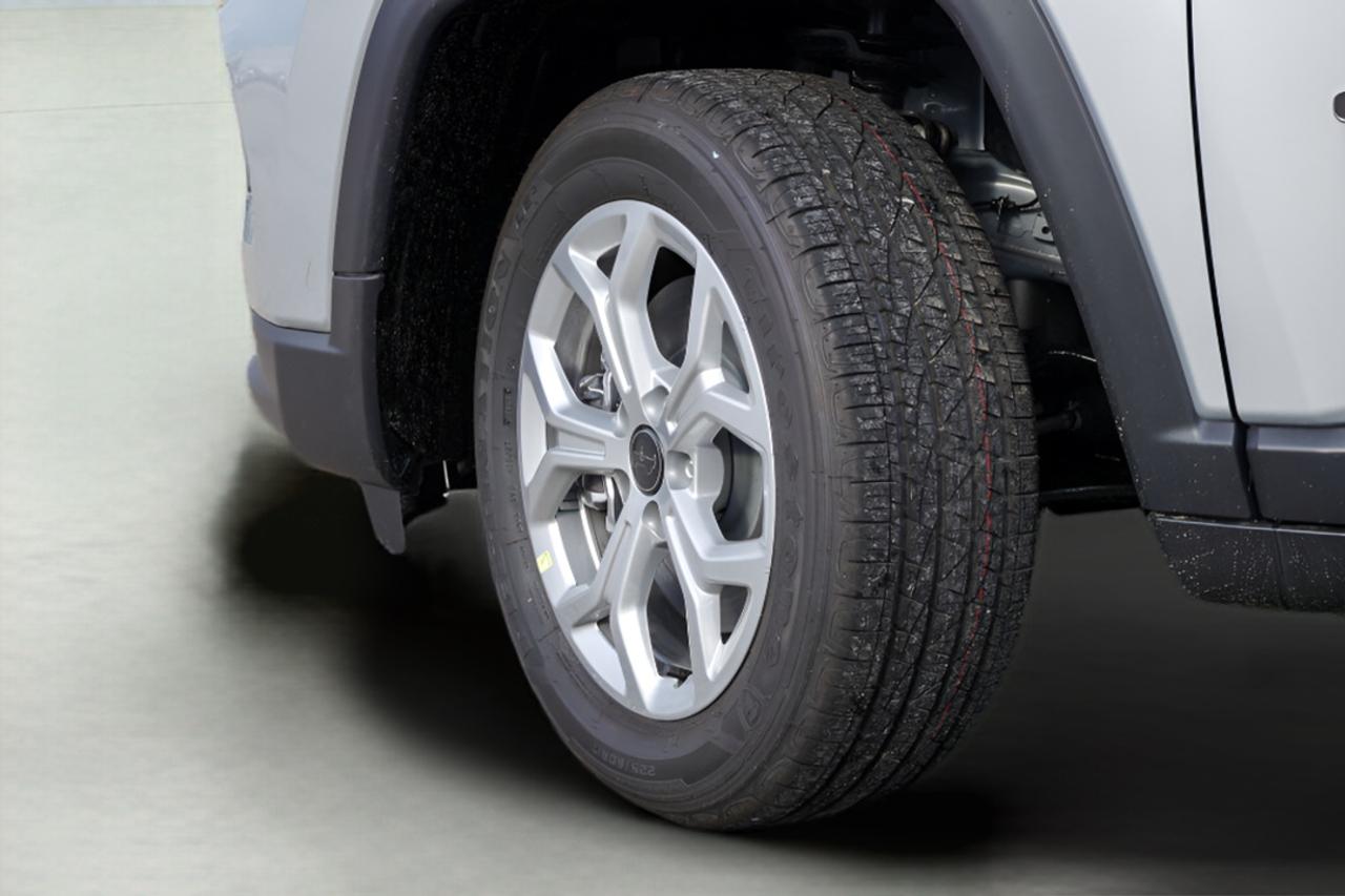 2026 Jeep Compass NORTH Photo