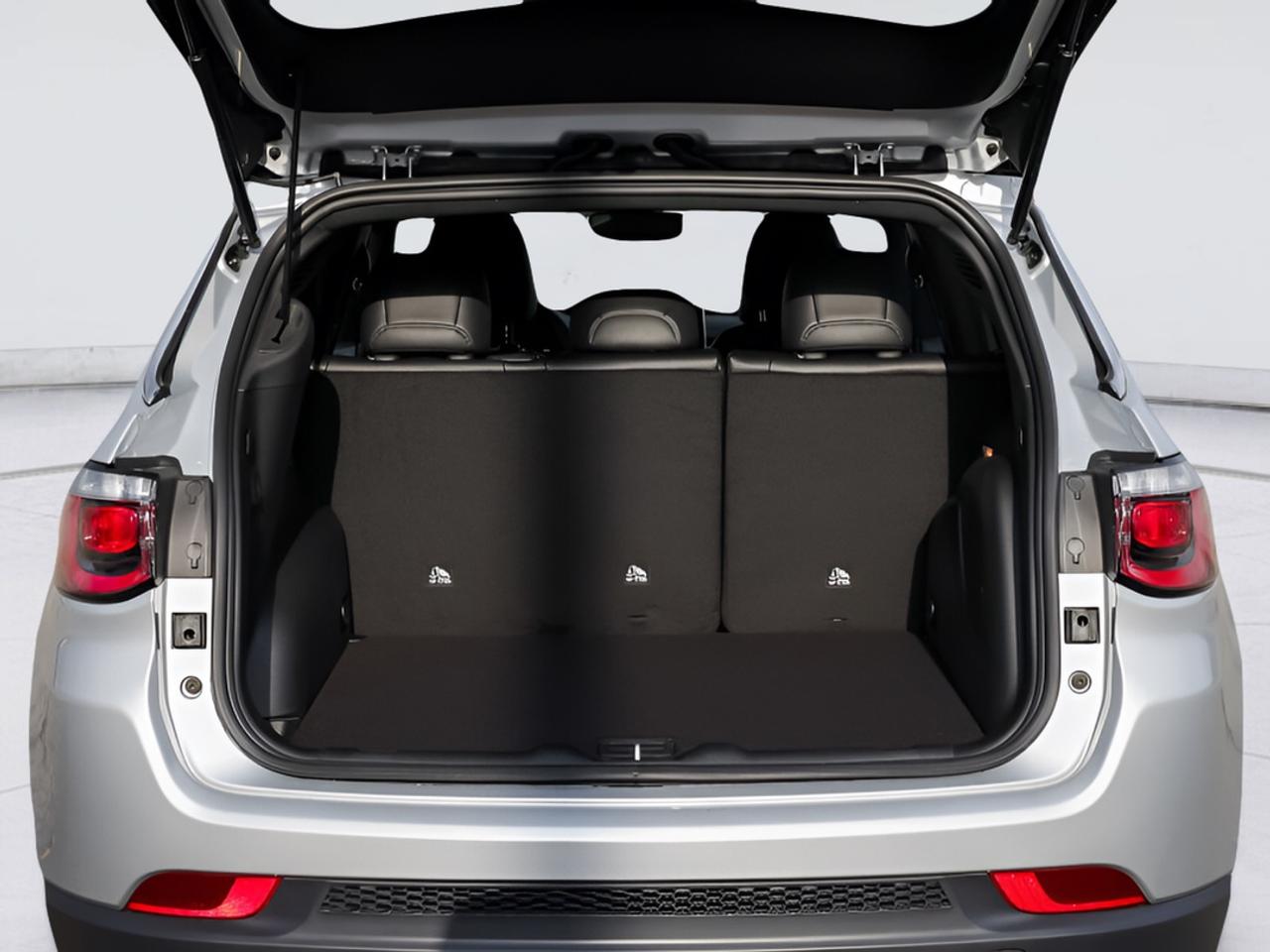 2026 Jeep Compass NORTH Photo