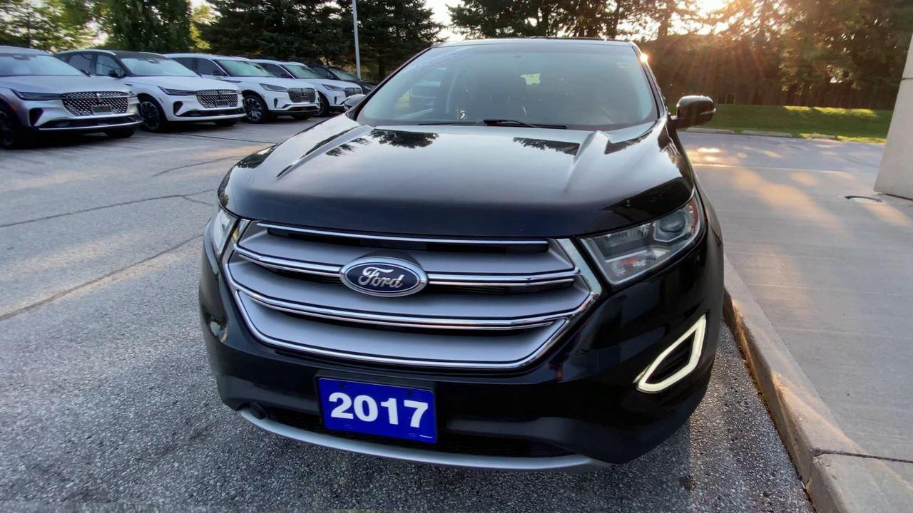2017 Ford Edge Titanium Photo