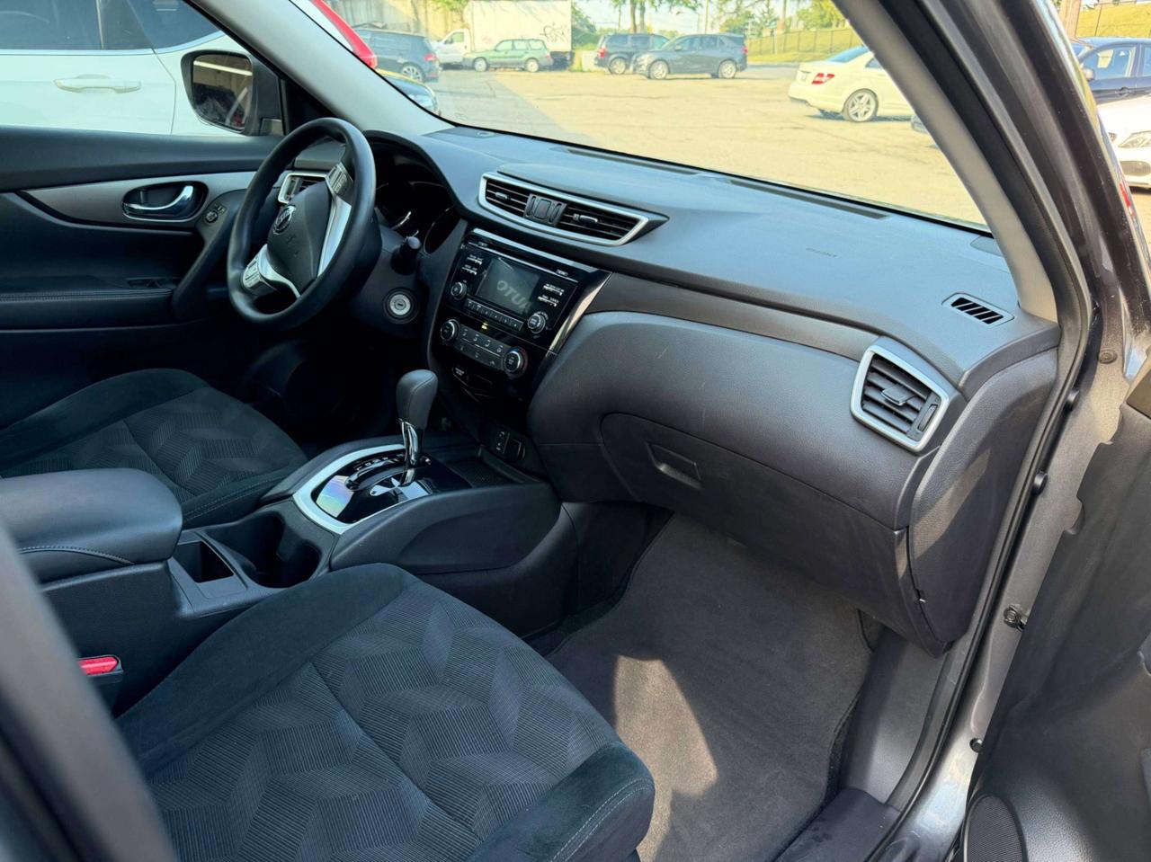 2016 Nissan Rogue AS IS Photo
