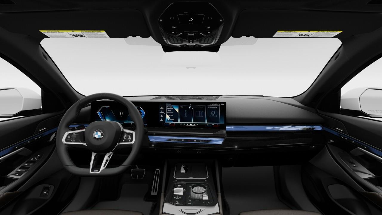2027 BMW 550e xDrive 4dr All-Wheel Drive Sedan Photo