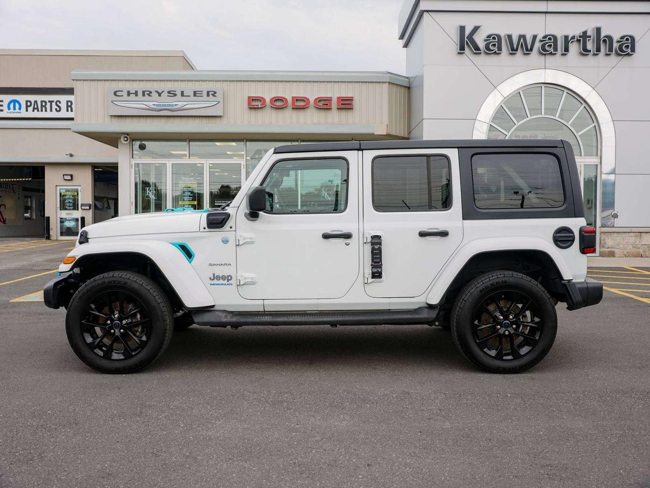 2024 Jeep Wrangler Sahara 4xe Photo