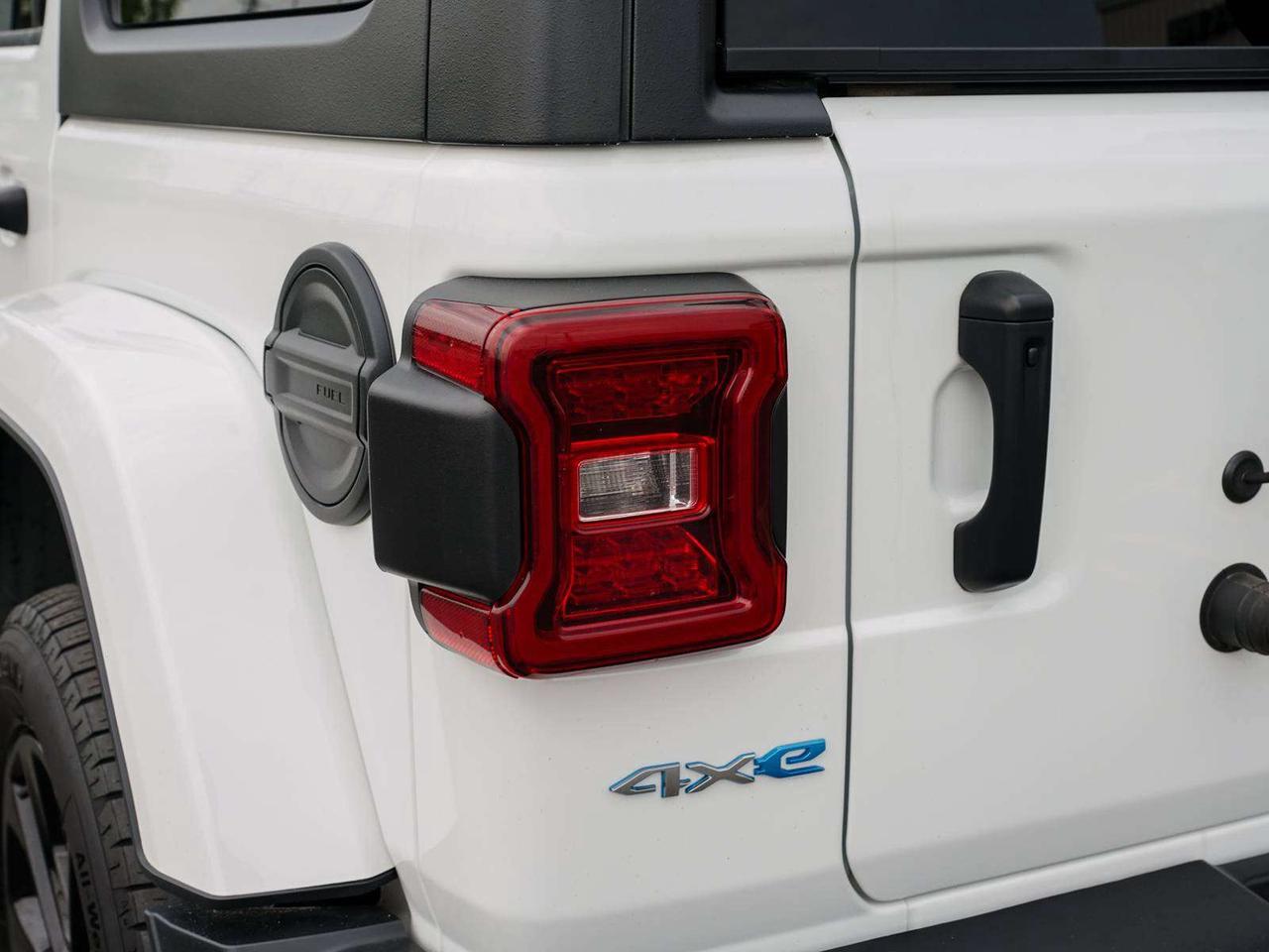 2024 Jeep Wrangler Sahara 4xe Photo