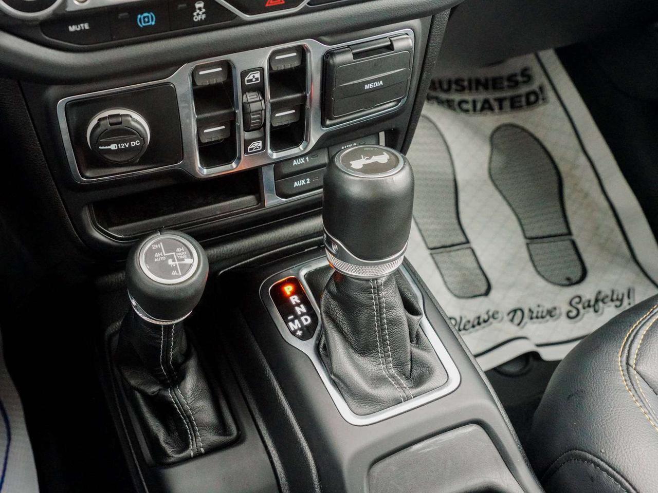 2024 Jeep Wrangler Sahara 4xe Photo