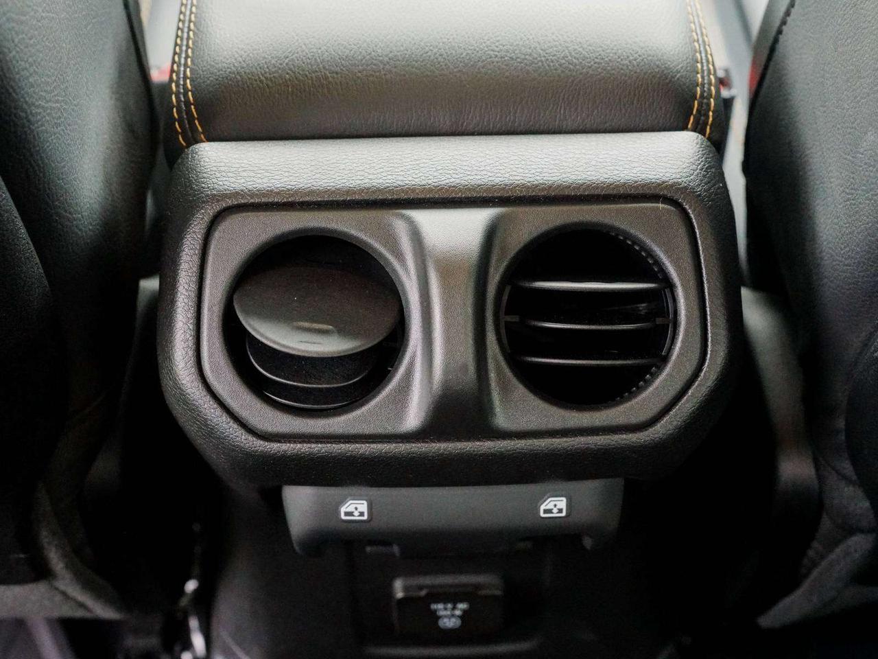 2024 Jeep Wrangler Sahara 4xe Photo
