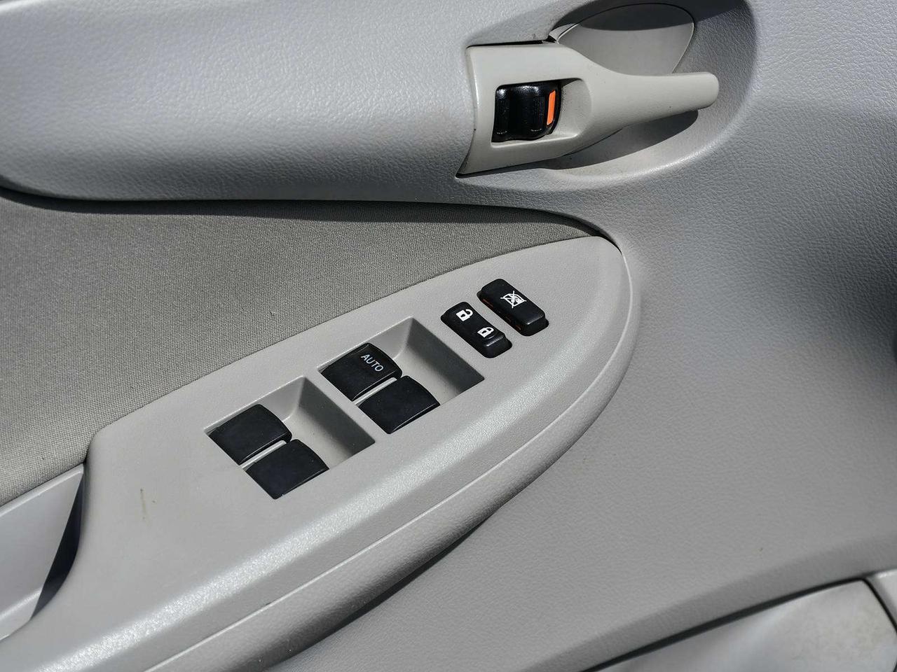 2013 Toyota Corolla CE   FWD   AUTO   POWER WINDOW   CRUISE  SOLD ASIS Photo
