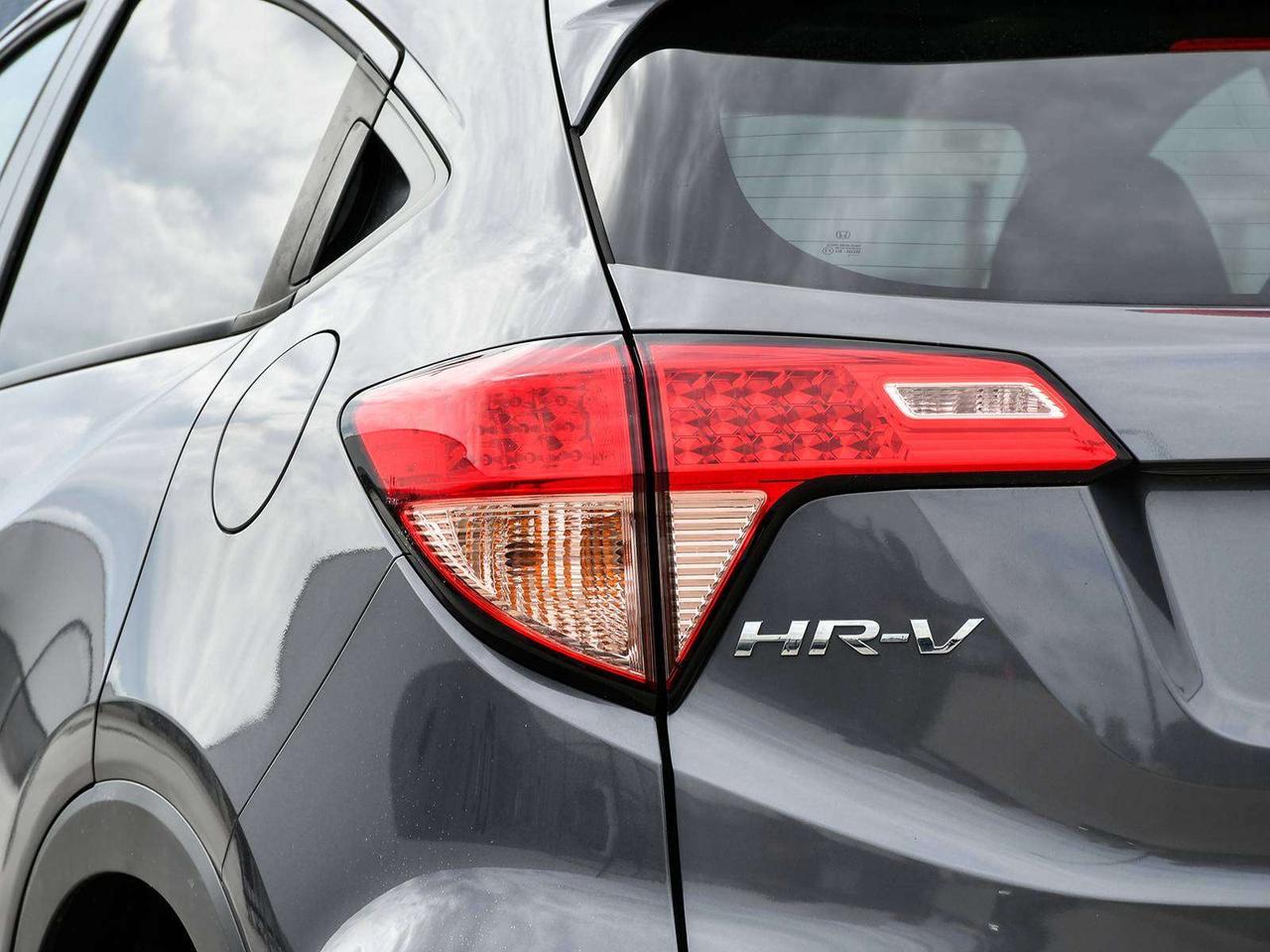 2018 Honda HR-V EX   AWD   1 OWNER   CLEAN CARFAX   CAM   CRUISE Photo