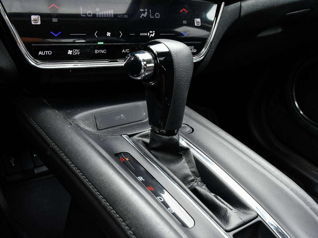 2018 Honda HR-V EX   AWD   1 OWNER   CLEAN CARFAX   CAM   CRUISE Photo