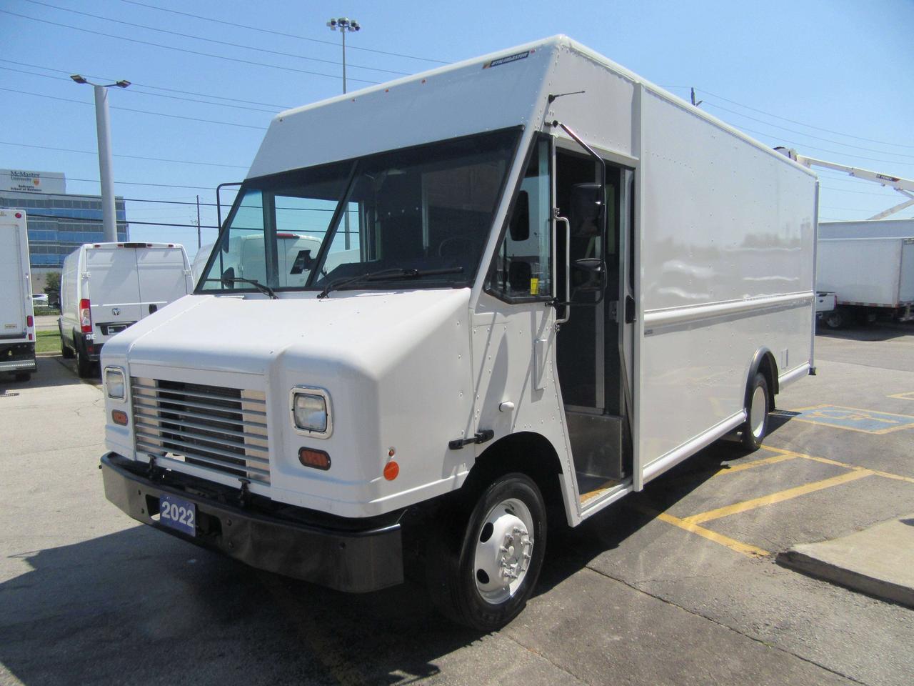 2022 Ford F-59 18FT UTILIMASTER STEPVAN WITH SHELVES Photo