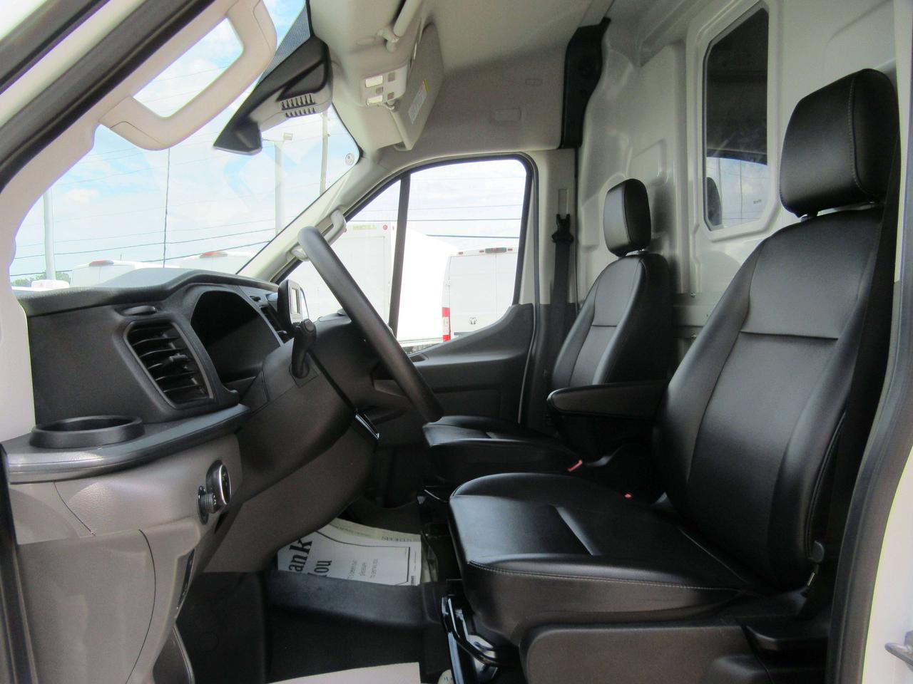2024 Ford Transit Cargo Van T-250 148 WB MEDIUM ROOF CARGO VAN Photo