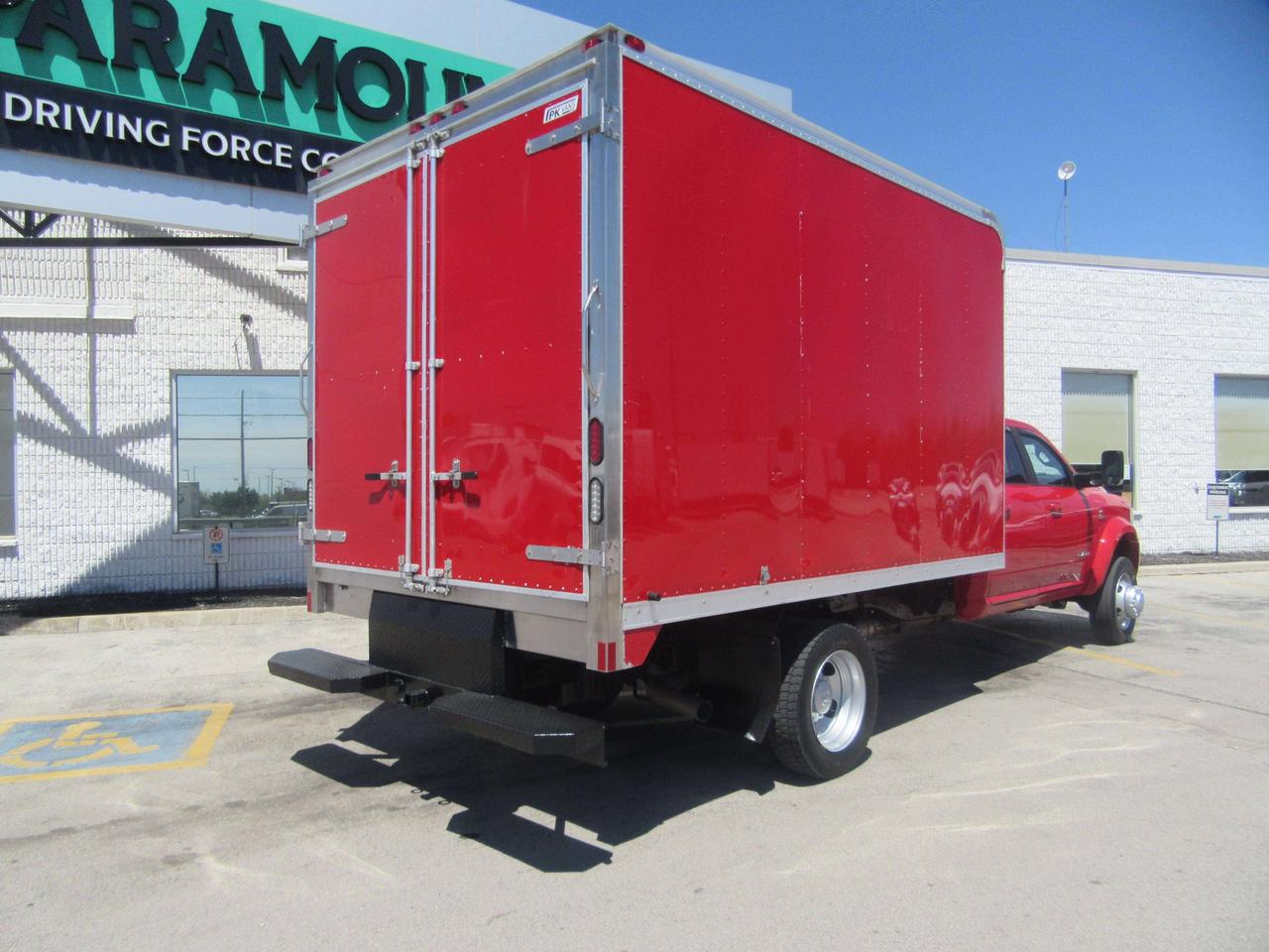 2021 RAM 5500 4X4 DIESEL CREW CAB WITH 12FT BOX Photo