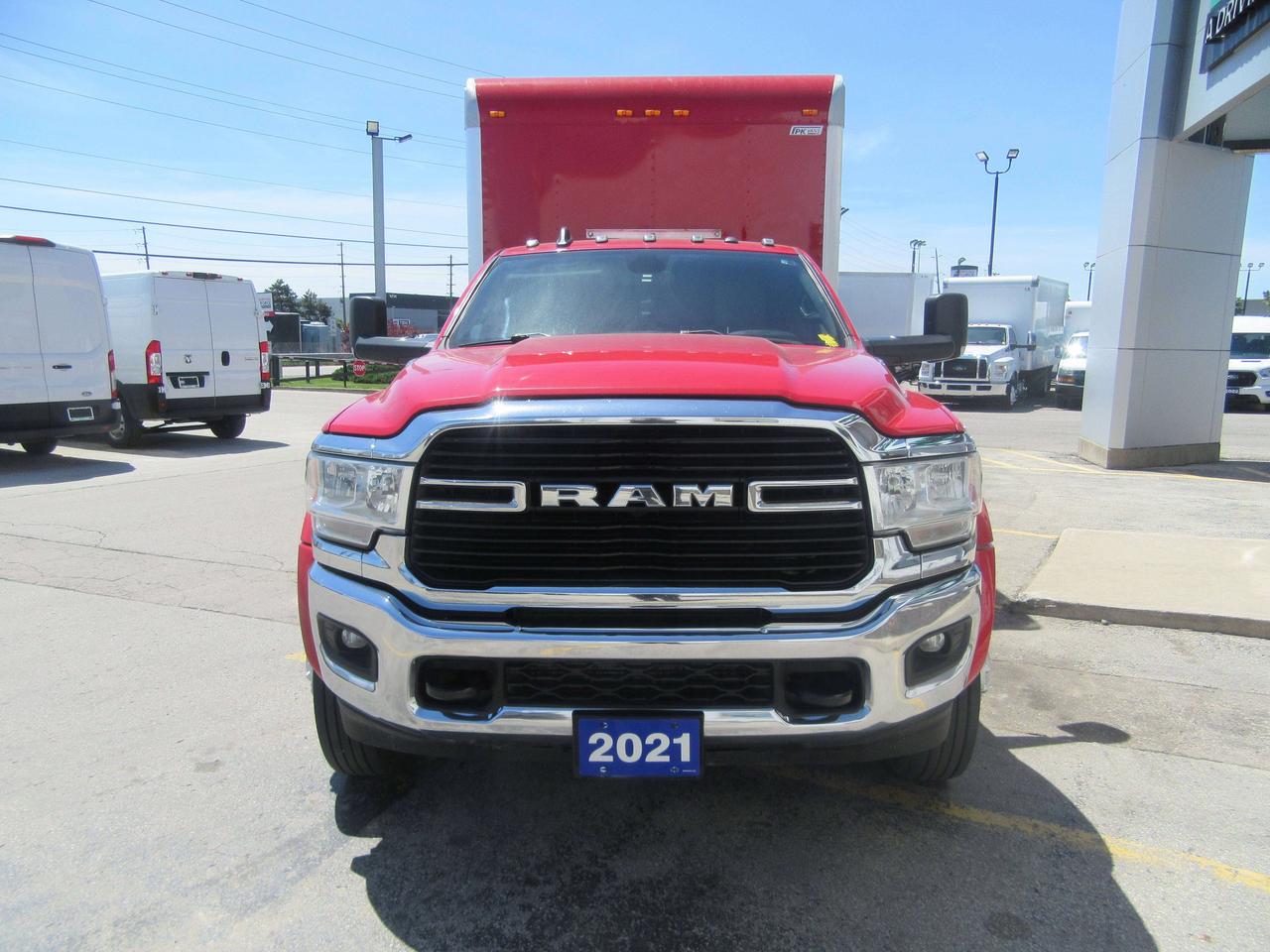 2021 RAM 5500 4X4 DIESEL CREW CAB WITH 12FT BOX Photo
