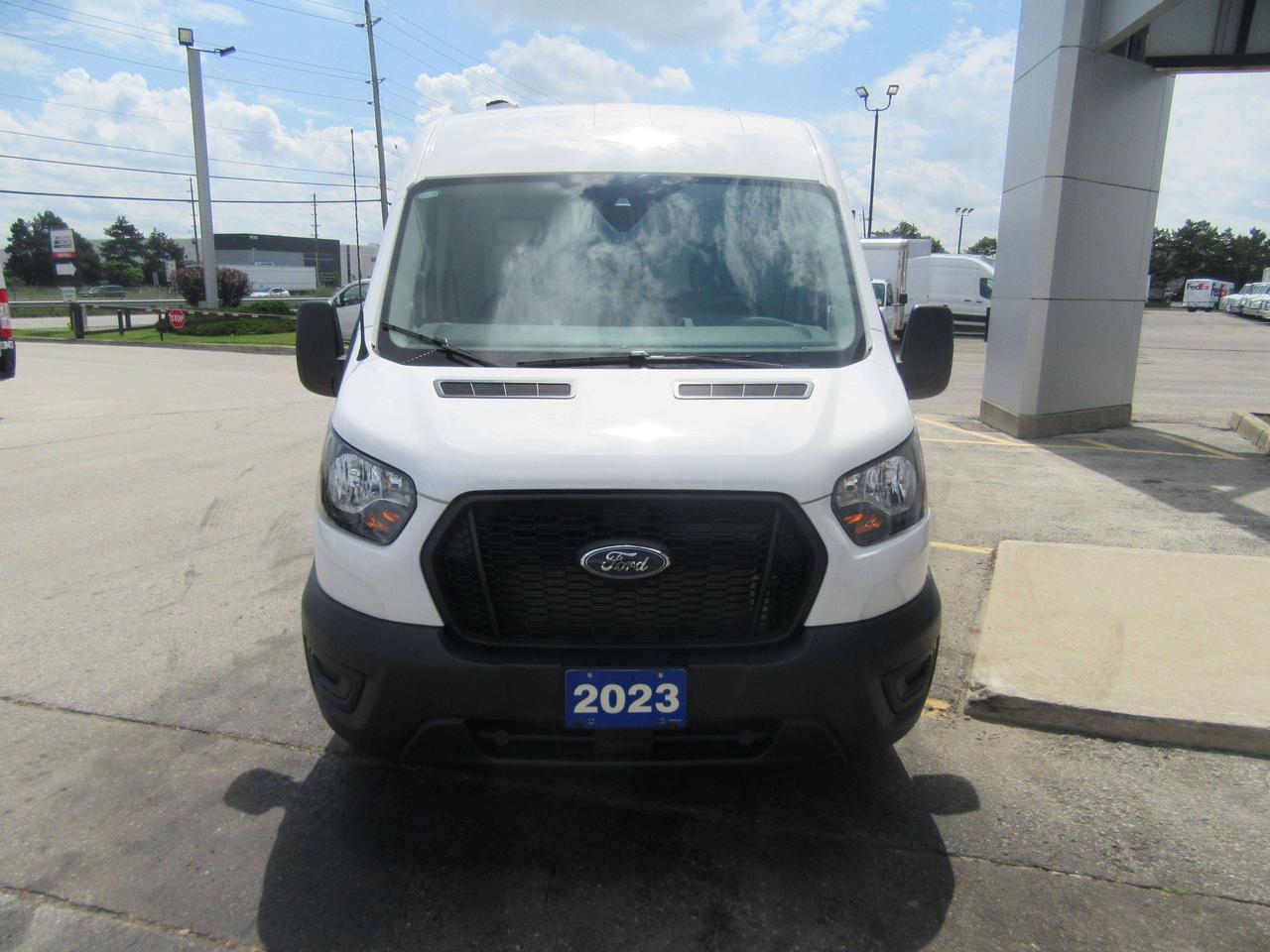 2023 Ford Transit T-250 148 WB MEDIUM ROOF CARGO VAN Photo