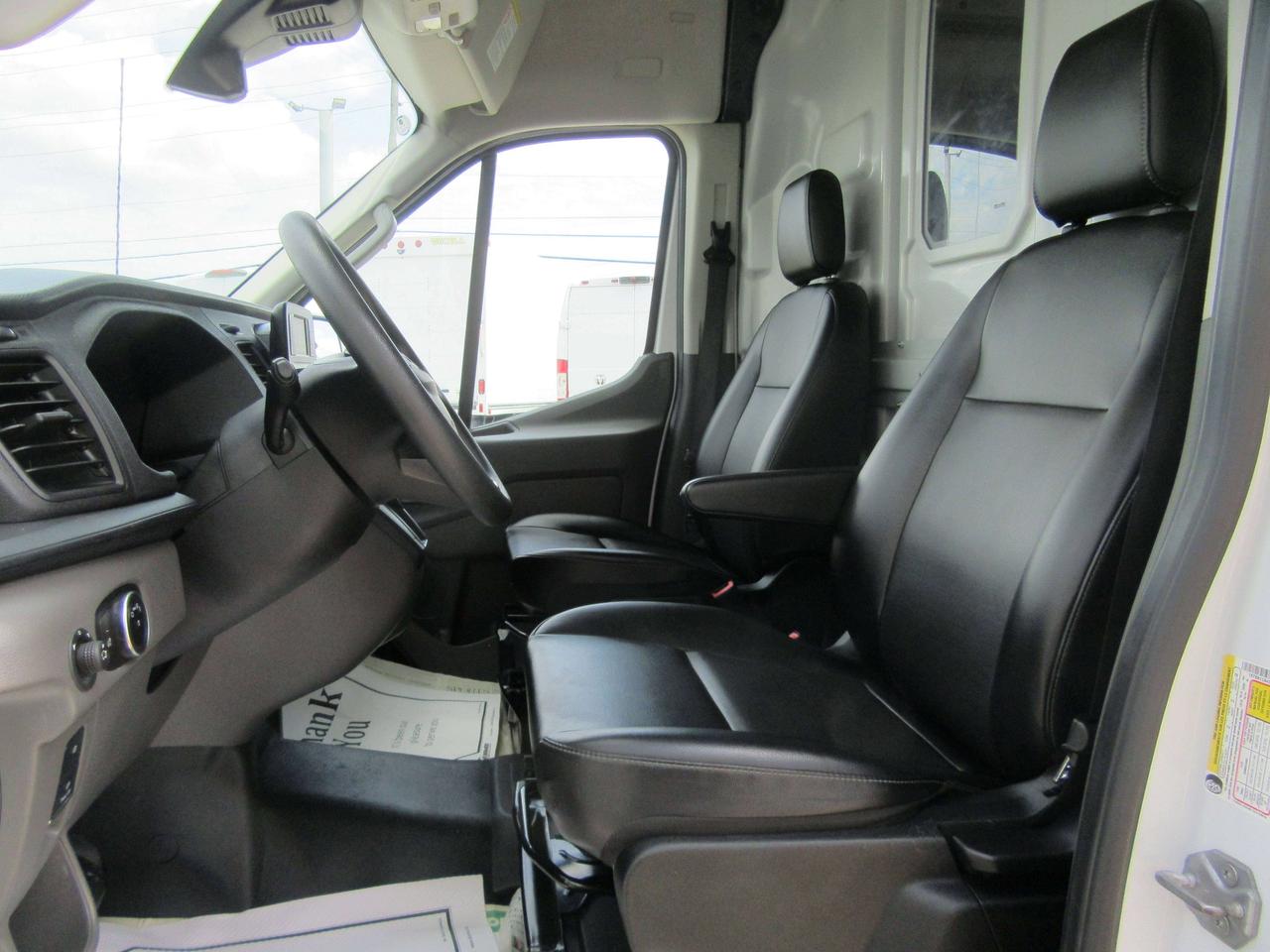 2023 Ford Transit T-250 148 WB MEDIUM ROOF CARGO VAN Photo