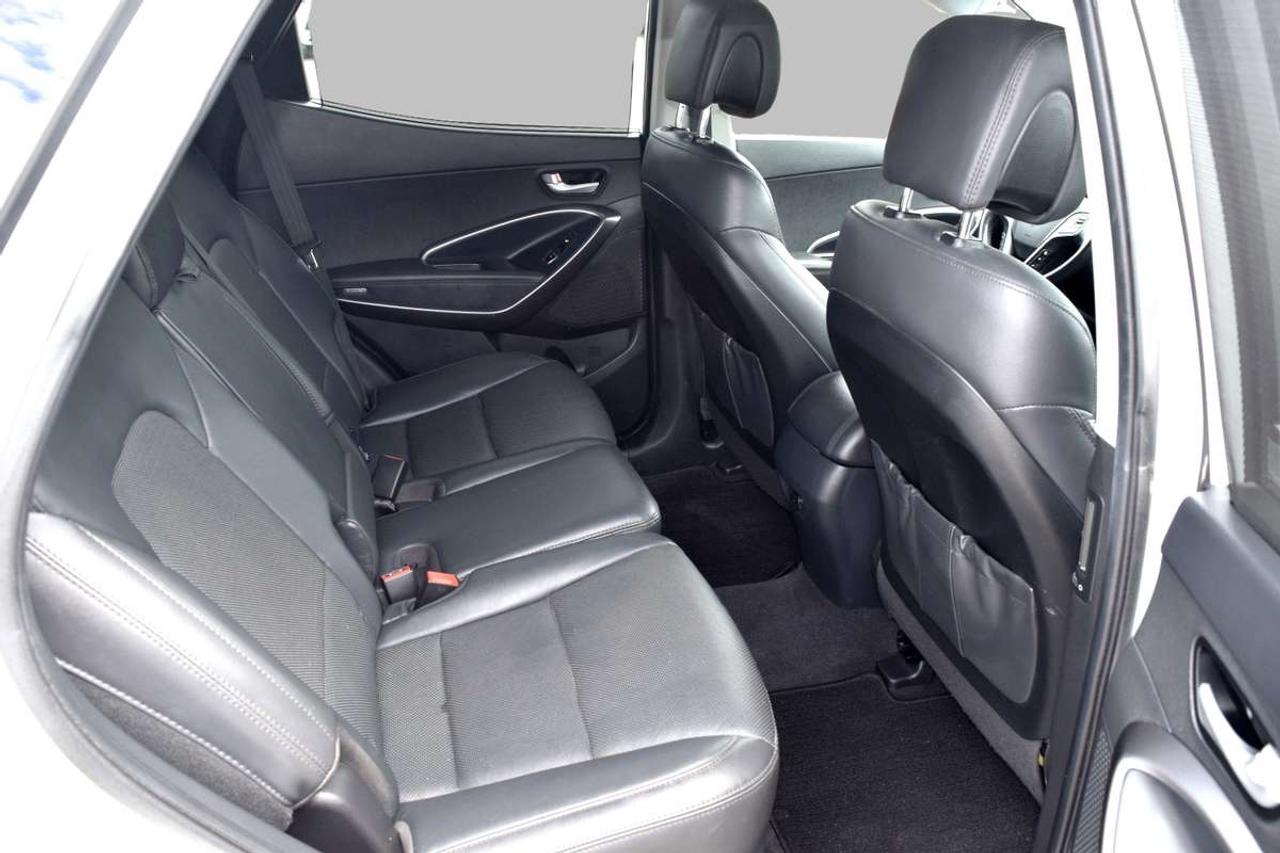2017 Hyundai Santa Fe AWD SE Leather Panoramic Sunroof Photo