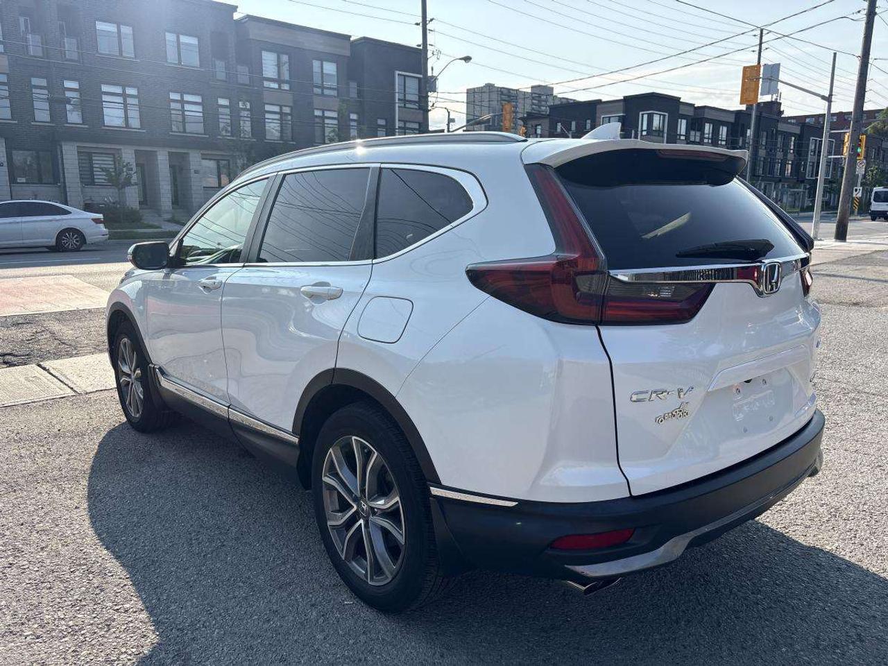 2020 Honda CR-V Touring Fully Loaded Trim Photo3