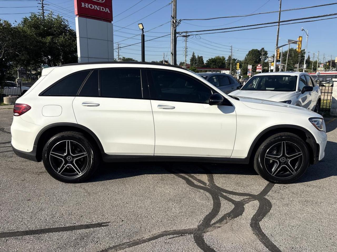 2020 Mercedes-Benz GLC 300 Photo